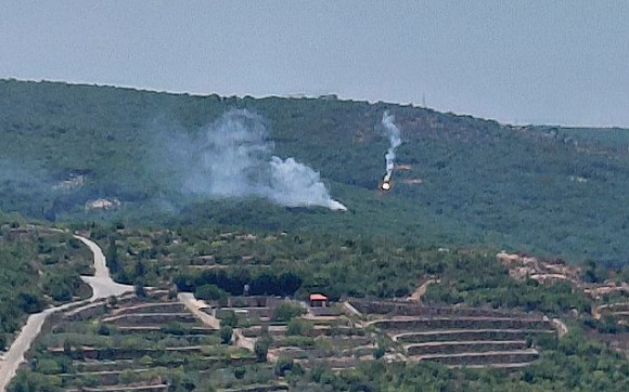 نجاة رئيس بلدية في جنوب لبنان من نيران العدو الصهيوني