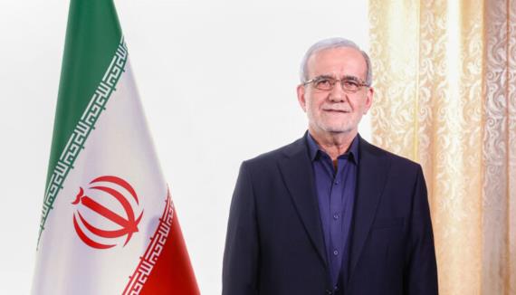 الرئيس الإيراني يعزي الشعب اليمني في استشهاد رئيس الوزراء ورفاقه
