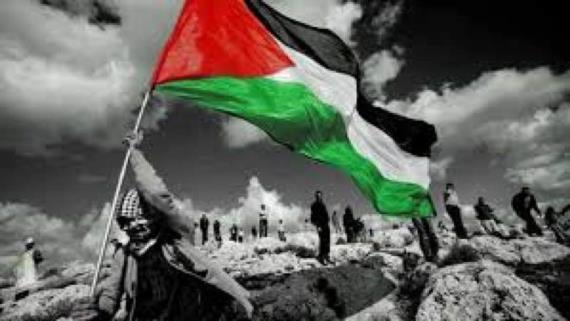 الفلسطينيون يحيون الذكرى الـ 45 ليوم الأرض بمظاهرات وفعاليات
