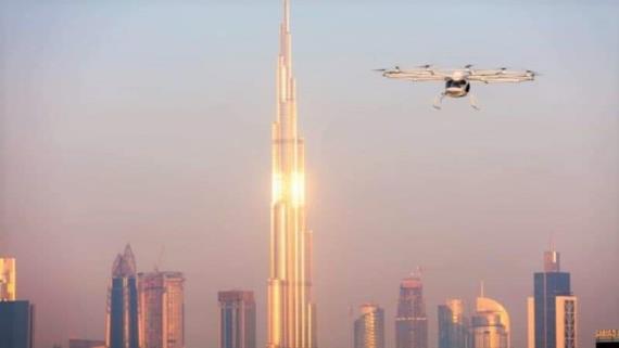 الإمارات تتعاقد مع شركة مسيرات