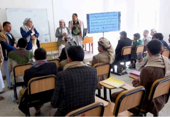 محافظ عمران يتفقد سير التعليم بكلية الأكاديمية العليا للقرآن الكريم وعلومه