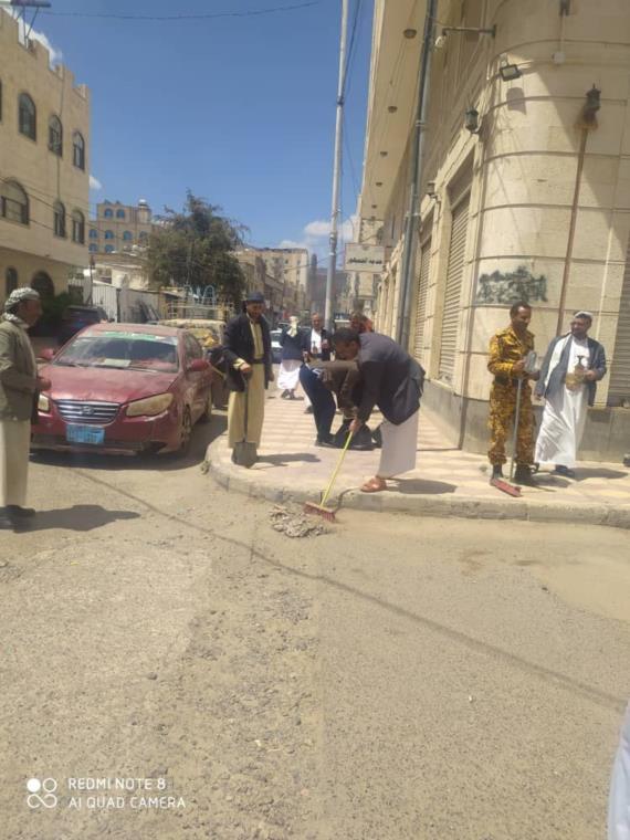 وزارة الإرشاد وشؤون الحج والعمرة تنفذ حملة النظافة تنفيذا لتوجيهات قائد الثورة