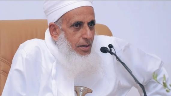 مفتي سلطنة عُمان: ترامب هدد الشرق الأوسط بالجحيم فاشتعلت النيران في أرضه