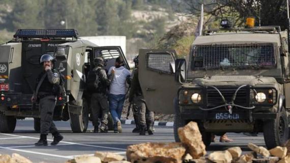 حملة اعتقالات واسعة في الضفة الغربية والقدس
