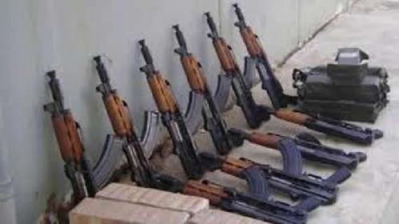 صنعاء : ضبط كمية كبيرة من الأسلحة في نقطة الأزرقين