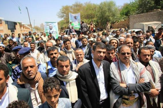 تشييع جثمان الشهيد عبد الله المؤيد وكيل وزارة الإعلام لشؤون الصحافة