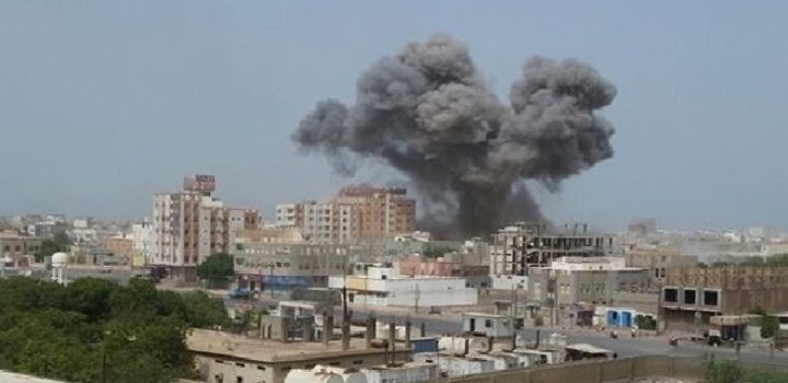 شهيد و 5 جرحى في غارة لطيران العدوان استهدفت ناقلة غذائية في الحديدة
