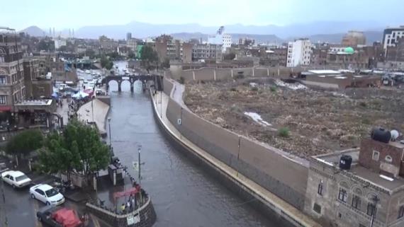 أمطار غزيرة على العاصمة صنعاء