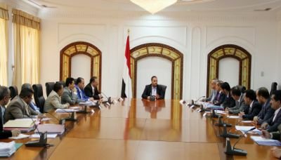 الرئيس الصماد يرأس إجتماع موسع لإقرار آليات ضبط أسعار النفط والغاز
