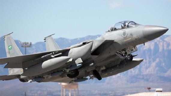 وحدة الدفاع الجوي للجيش واللجان الشعبية تسقط طائرة من طراز f15 تابعة للعدوان بنجران