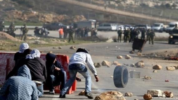 إصابة طفلين فلسطينيين برصاص العدو الإسرائيلي في الضفة الغربية