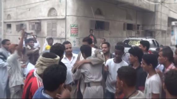 الإفراج عن أسير من أسرى الجيش واللجان بمأرب
