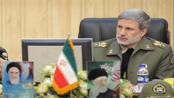 نائب وزير الدفاع الإيراني: طائرات العدو في الخليج وبحر عمان تحاول رصد قواتنا