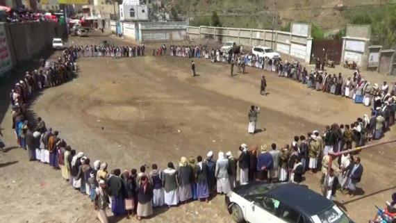 وقفة قبلية ونفير عام لأبناء مناخة بمحافظة صنعاء