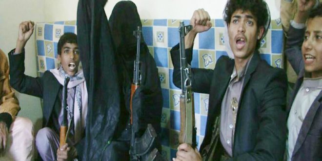 أُمَ الأسير المدفون حيّاً تتحدث.. وهكذا ردّت على اتصال مرتزقة العدوان “ولدش ذبحناه وجثّته بالهاملي”