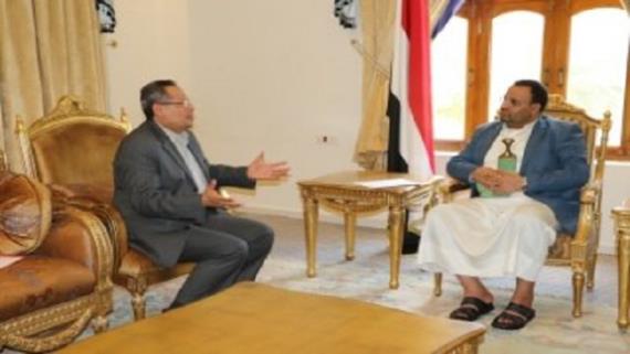 الرئيس الصماد يلتقي وزير الإدارة المحلية ويناقش معه إصلاح الطرق المتضررة