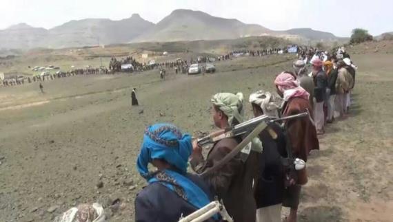صنعاء : وقفة قبلية احتجاجيه لقبائل بني بهلول والطيال للنفير العام ومواجهة التصعيد ورفد الجبهات.