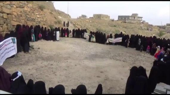 وقفة لحرائر الرصعة بحجة تحتفي بذكرى الغدير وتدين الجرائم بحق مسلمي بورما