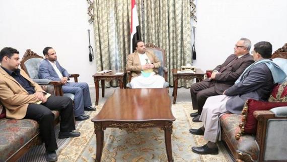 الرئيس الصماد يشيد بصمود الكادر التربوي الحر ويصفه بخط الدفاع الثاني