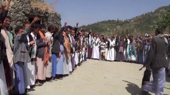 وقفة احتجاجية لأبناء مديرية نجرة بحجة استنكاراً لجرائم العدوان