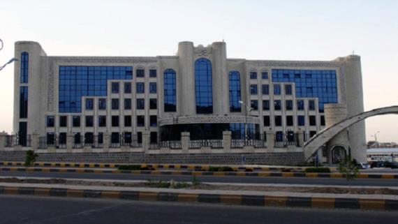 شركة النفط: دول العدوان تواصل احتجاز 6 سفن محملة بالمشتقات النفطية عرض البحر