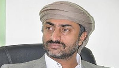 محافظ صنعاء يدعو القبائل للنكف رداً على جريمة اغتصاب فتاة في الخوخة