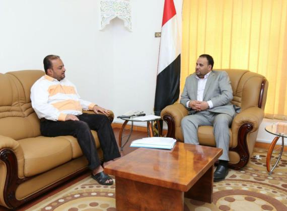 الرئيس الصماد يلتقي نائب رئيس الوزراء وزير المالية