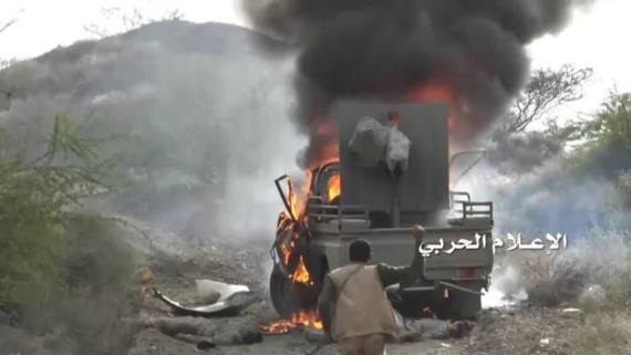 تدمير آليتين للجيش السعودي بقصف مدفعي للجيش واللجان في جيزان
