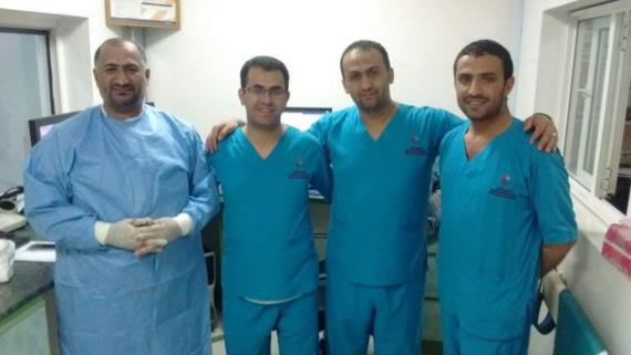 فريق طبي يمني ينجح في إجراء عملية قسطرة قلبية لطفل بصنعاء