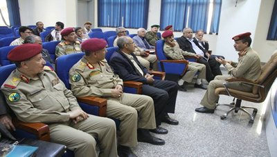 صنعاء.. اجتماع عسكري يناقش الترتيبات لمراسم تشييع الرئيس الشهيد الصماد