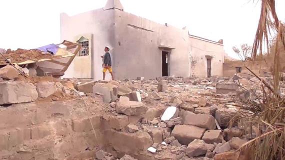 غارات للعدوان تستهدف مسجدا ومحطة وقود في باقم بصعدة