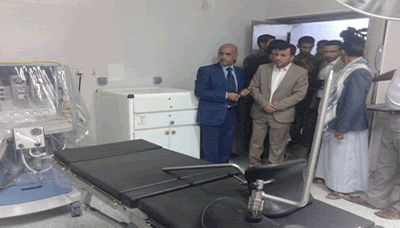 وزير الصحة يتفقد المستشفى العسكري بصنعاء