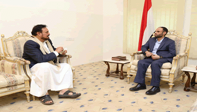 الرئيس المشاط يناقش مع أمين العاصمة مستوى الأداء الخدمي بالأمانة