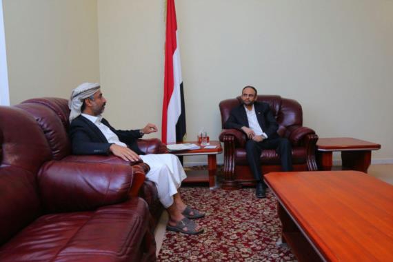 الرئيس المشاط يناقش مع محافظ صنعاء مستوى الأداء الخدمي بالمحافظة