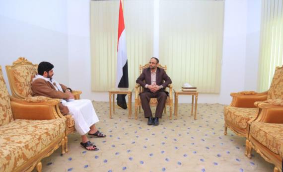 رئيس المجلس السياسي الأعلى يلتقي أركان حرب محور همدان