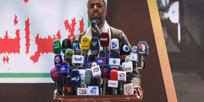 مفتي الديار اليمنية يشيد بالحشود الجماهيرية في ميدان السبعين والساحات الأخرى