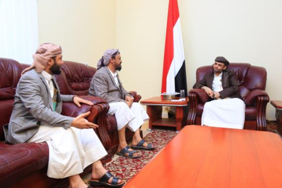 الرئيس مهدي المشاط يلتقي مشائخ التيار السلفي بمحافظة ذمار