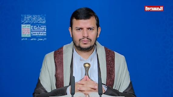 الاعجاب بالكثرة والرهان عليها يسبب الهزيمة في مواجهة الأعداء.
