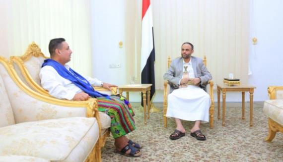 رئيس المجلس السياسي الأعلى يلتقي ناصر باقزقوز