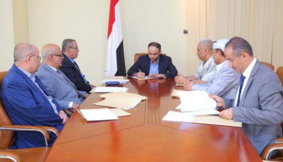 المجلس السياسي الأعلى: يجدد حرص اليمن على أمن البحر الأحمر ويحذر من التصعيد في الساحل والحدود
