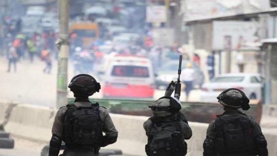 إصابة فلسطينيين خلال مواجهات مع العدو بجنين وتجريف أراضي جنوب غزة