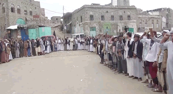 وقفة احتجاجية بمديرية الجبين بريمة للتنديد بجرائم العدوان