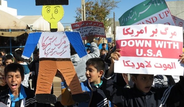 مسيرات اليوم الوطني لمقارعة الاستكبار في طهران: اميركا ماتزال العدو الاول للبشرية ولايمكن الوثوق بها