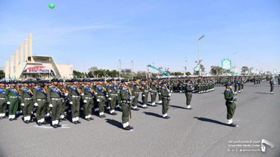 عرض عسكري مهيب بميدان السبعين في حفل تخرج الدفعة الرابعة من كلية الشرطة
