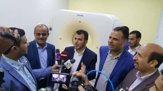 وزير الصحة ومحافظ حجة يفتتحان 14 مشروعا بهيئة المستشفى الجمهوري