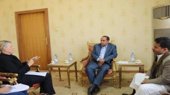 مدير مكتب رئاسة الجمهورية يلتقي منسقة الشؤون الإنسانية لدى اليمن