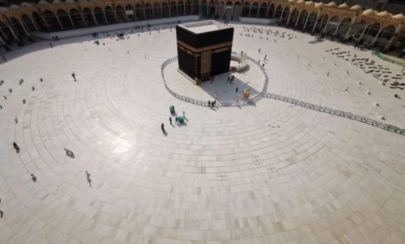 بعد إغلاق السلطات السعودية الحرم المكي.. ناشطون يتداولون تحذيرات الشهيد القائد