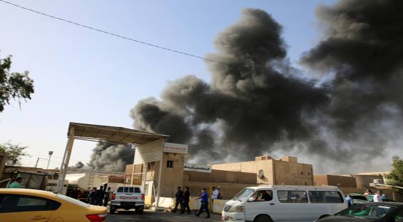 قصف صاروخي جديد يستهدف القوات الأمريكية بقاعدة التاجي شمال بغداد