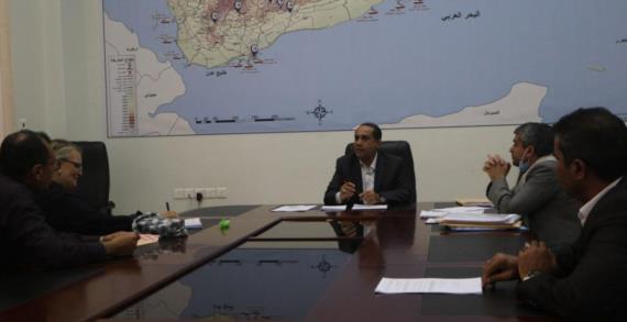 أحمد حامد يناقش مع غراندي معالجة أسباب قصور المنظمات في أداء واجبها في مواجهة كورونا