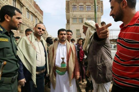 الرئيس المشاط يتفقد أضرار السيول بالعاصمة صنعاء ويوجه بسرعة إنجاز مشاريع التصريف